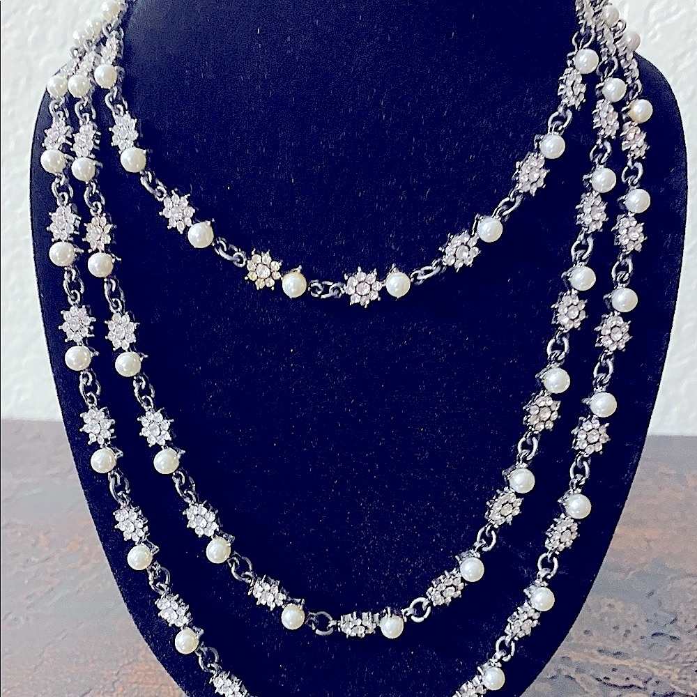 Multi-strand pearl and crystal necklace - Picture 2 of 6